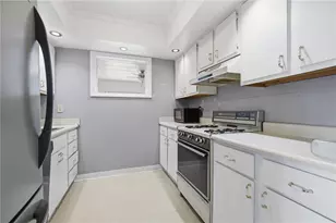 1400 Smokey Wood Dr, Pittsburgh, PA 15218 - Photo 22