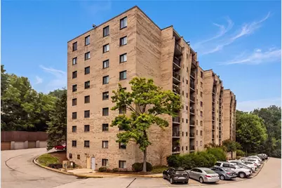 1400 Smokey Wood Dr #406, Pittsburgh, PA 15218 - Photo 1