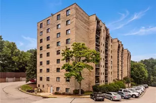1400 Smokey Wood Dr, Pittsburgh, PA 15218 - Photo 1