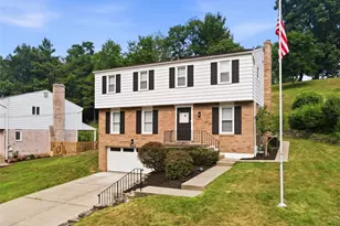 1260 Delfield Dr, Bethel Park, PA 15102 - Photo 2
