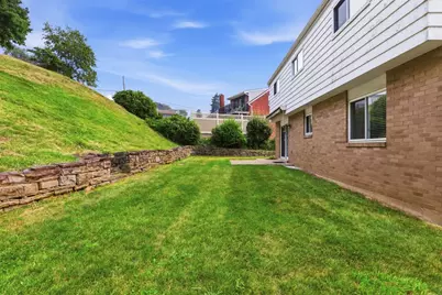 1260 Delfield Dr, Bethel Park, PA 15102 - Photo 42
