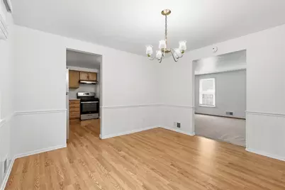 1260 Delfield Dr, Bethel Park, PA 15102 - Photo 12