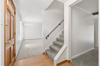 1260 Delfield Dr, Bethel Park, PA 15102 - Photo 6