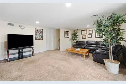 2625 Fairgreen Drive, Pittsburgh, PA 15241 - Photo 32