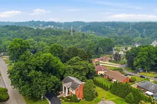2625 Fairgreen Dr, Pittsburgh, PA 15241 - Photo 46
