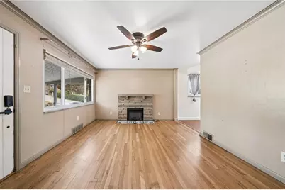 549 Idaho Ave, Pittsburgh, PA 15147 - Photo 2