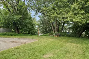 549 Idaho Ave, Pittsburgh, PA 15147 - Photo 28