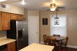 811 Wood St, Butler, PA 16001 - Photo 8