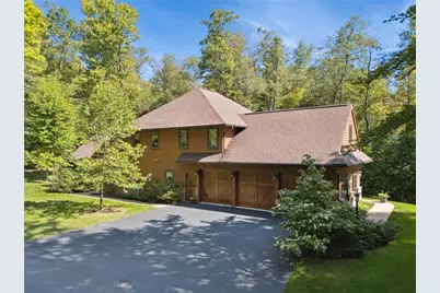 302 Pheasant Run Lane, Seven Springs, PA 15622 - Photo 2