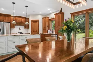 302 Pheasant Run Ln, Seven Springs, PA 15622 - Photo 12