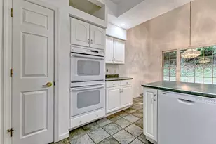 41 Brookdale Dr, Hempfield Township, PA 15601 - Photo 12