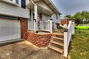 12 Shawnee Dr, Hempfield Township, PA 15601 - Photo 2