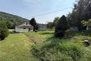 220 Bethel St, Conemaugh Township, PA 15935 - Photo 4