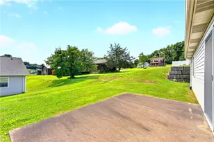 8 Amy Lyne Dr, Smithfield, PA 15478 - Photo 36