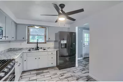 615 Whistler Dr, Rochester, PA 15074 - Photo 20