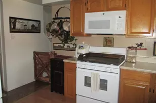 180 Forest Dr, North Huntingdon, PA 15642 - Photo 20