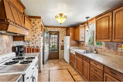 3858 Brownsville Road, Pittsburgh, PA 15227 - Photo 14