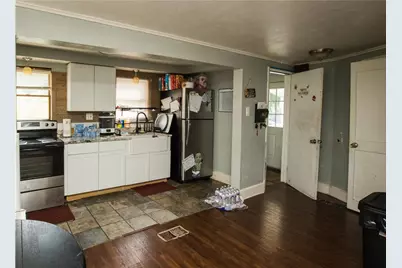 1866 Henderson Ave, Chartiers, PA 15301 - Photo 4