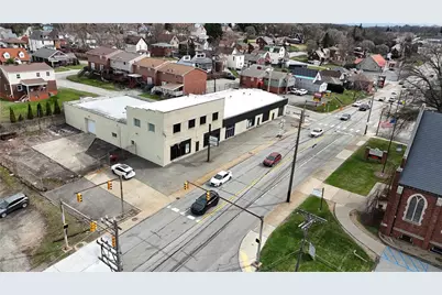 537 Lincoln Hwy, East McKeesport, PA 15035 - Photo 2