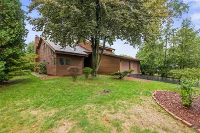 195 Jonathan Place, Hermitage, PA 16148 - Photo 2
