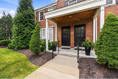838 Thorn St #39, Sewickley, PA 15143 - Photo 4
