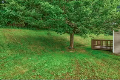 286 Dobson Rd, Adams Township, PA 16046 - Photo 12