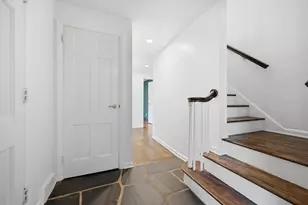 116 Wilmar Dr, Pittsburgh, PA 15238 - Photo 2