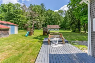 12 Wood St, Sandy Lake Boro, PA 16145 - Photo 16