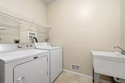 5758 Montville Dr, South Fayette, PA 15057 - Photo 22