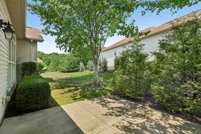 715 Roosevelt Blvd Boulevard Unit #8, New Sewickley Township, PA 15042 - Photo 26