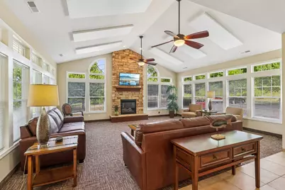 715 Roosevelt Blvd Boulevard Unit #8, New Sewickley Township, PA 15042 - Photo 30