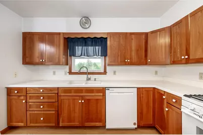 21 Morningside Dr, White Township, PA 15701 - Photo 10