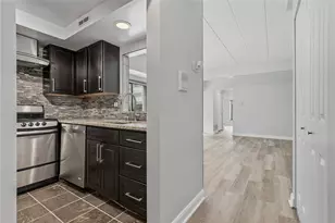 5708 Walnut St, Pittsburgh, PA 15232 - Photo 12