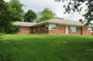 2118 Ridge Rd, Elizabeth Twp/Boro, PA 15135 - Photo 2