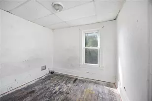 1020 Sutherland St, Pittsburgh, PA 15204 - Photo 14
