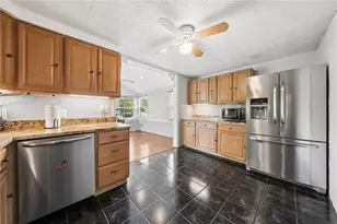 128 Rosecrest Dr, Monroeville, PA 15146 - Photo 12