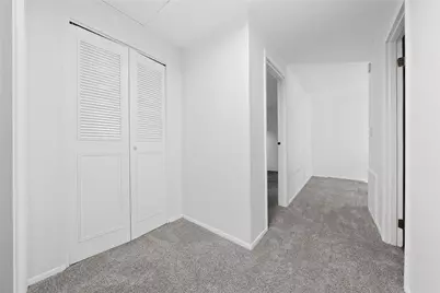 8648 W Barkhurst Dr, Pittsburgh, PA 15237 - Photo 24