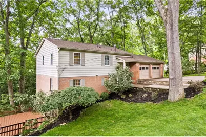 8648 W Barkhurst Dr, Pittsburgh, PA 15237 - Photo 2