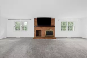 8648 W Barkhurst Dr, Pittsburgh, PA 15237 - Photo 8