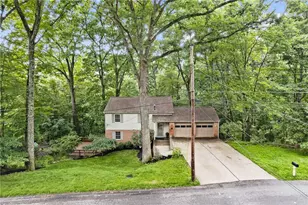 8648 W Barkhurst Dr, Pittsburgh, PA 15237 - Photo 2
