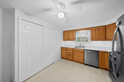 8648 W Barkhurst Dr, Pittsburgh, PA 15237 - Photo 14