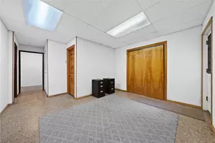 8648 W Barkhurst Dr, Pittsburgh, PA 15237 - Photo 38