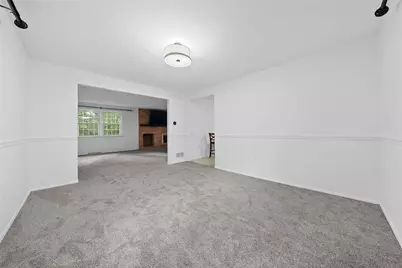 8648 W Barkhurst Dr, Pittsburgh, PA 15237 - Photo 10