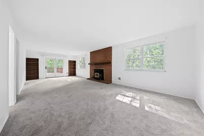 8648 W Barkhurst Dr, Pittsburgh, PA 15237 - Photo 32