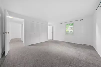 8648 W Barkhurst Dr, Pittsburgh, PA 15237 - Photo 20