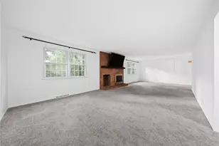 8648 W Barkhurst Dr, Pittsburgh, PA 15237 - Photo 6