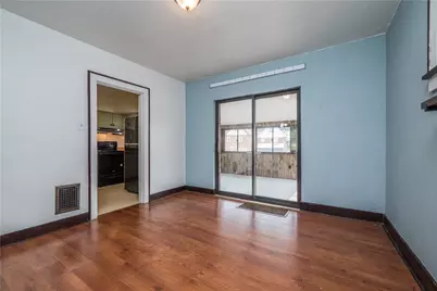 205 E Garden Rd, Pittsburgh, PA 15227 - Photo 12