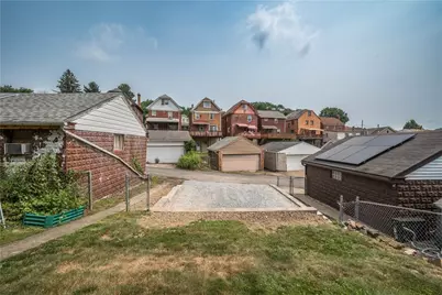 205 E Garden Rd, Pittsburgh, PA 15227 - Photo 44