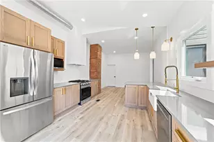 4014 Mintwood St, Pittsburgh, PA 15224 - Photo 4