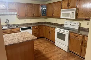 2850 Edgecliff Rd, Lower Burrell, PA 15068 - Photo 2